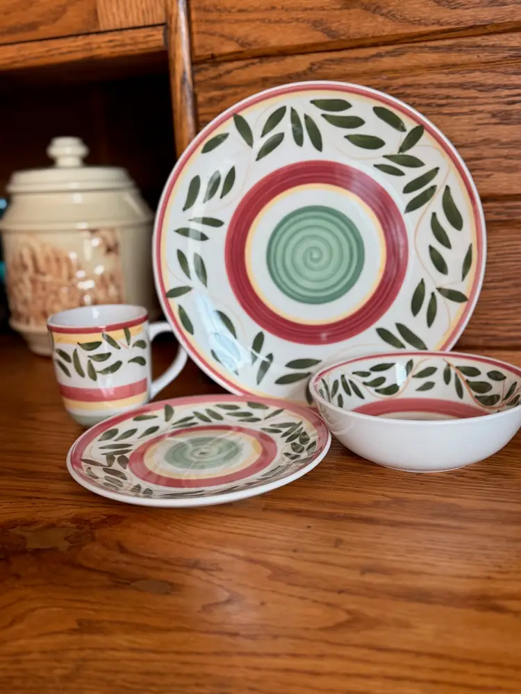 Gibson Everyday Catalonia Dinnerware Set for One, Olive Leaf Plate Bowl Mug Salad Plate, Discontinued Gibson Designs Replacement Dishes