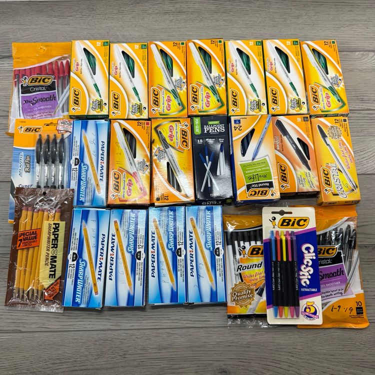 Bulk Lot Of Pens And Pencils