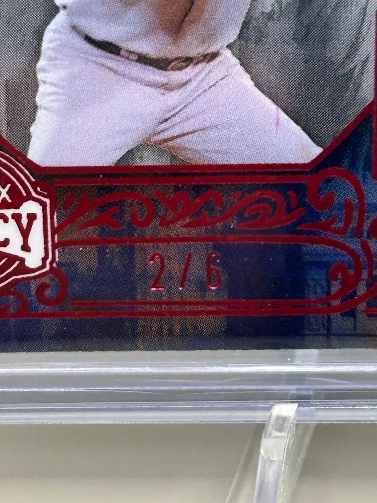 Bernie Williams 2025 Bronx Legacy Game Used Patch Auto 2/6 New York Yankees