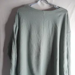 Ribbed Green Long Sleeve knit top Ava Viv Sz X round neck