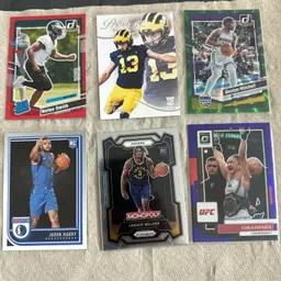 21x BUNDLES OF MIX NFL NBA AND UFC FIGHTER TRADING CARD