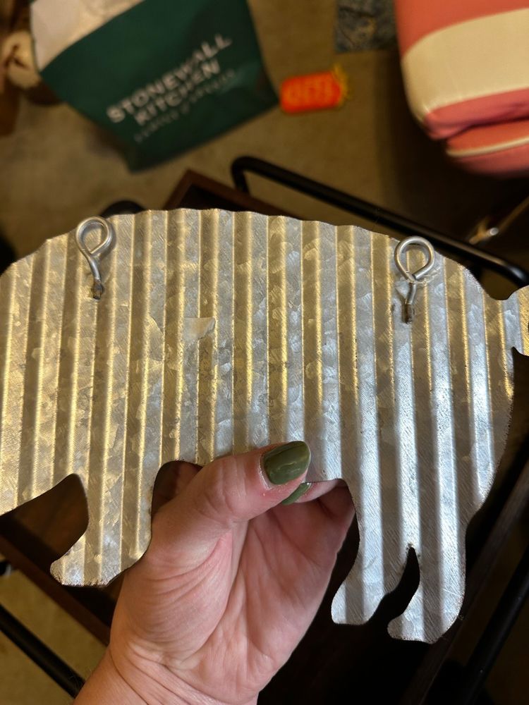 Corrugated Metal Pig