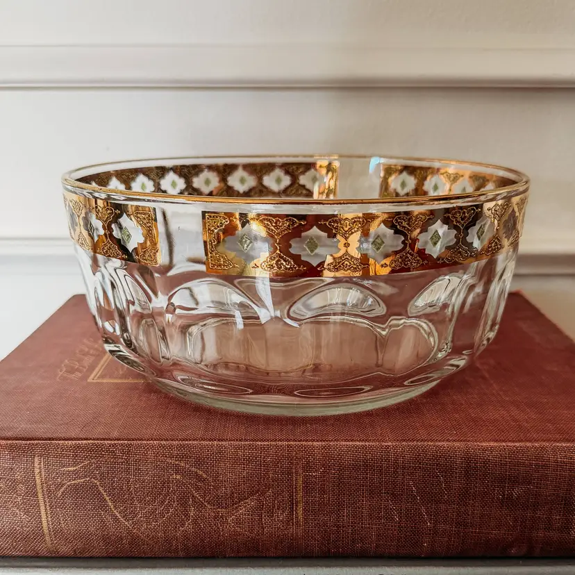 Vintage Arcoroc France green diamond/22k gold trim Valencia bowl