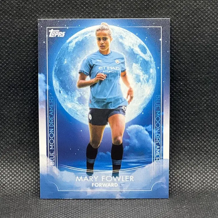 Mary Fowler 2024 Topps Manchester City Team Set Blue Moon Soccer Card