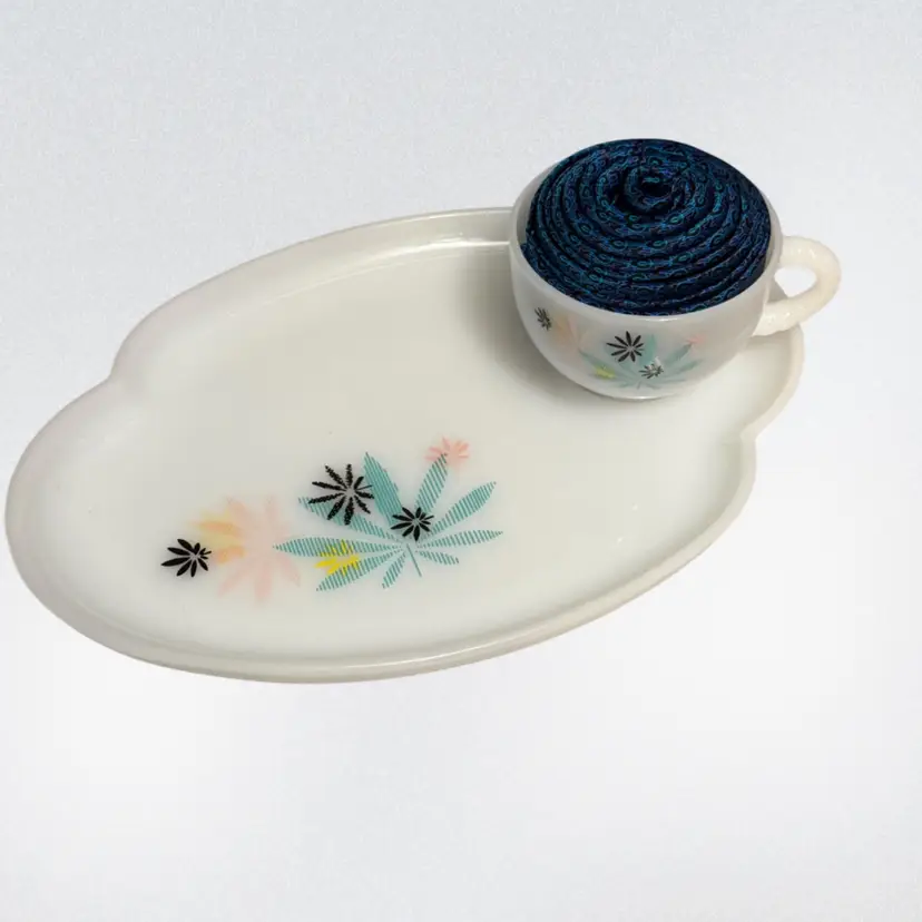 Upcycled Vintage Milk Glass Jewelry Catch-All – Handcrafted Organizer w/ Teacup Display