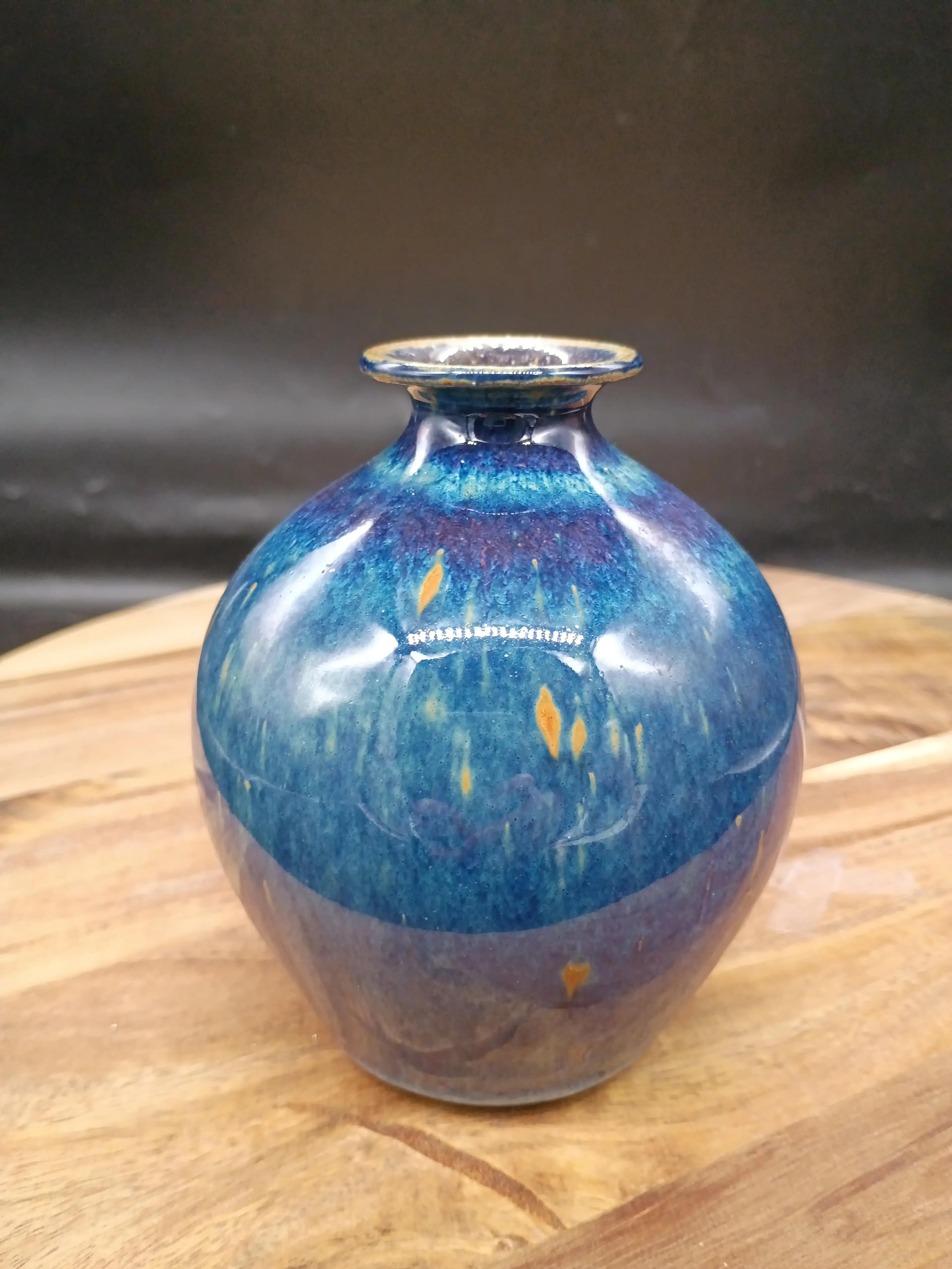 Image 3 of 6