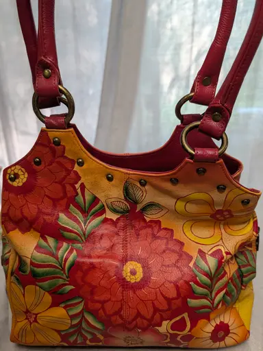 Did someone say PURSES??