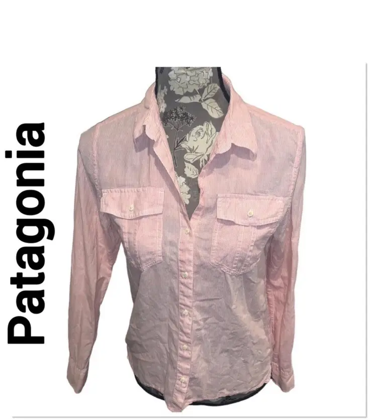 PATAGONIA Pink Pinstripe Button Down shirt size small

