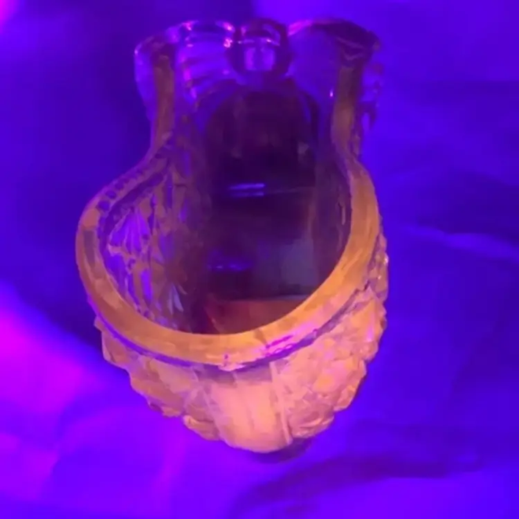 Boyd Lt.Honey Gold Amber Art Glass Shoe Daisy Button Bow Tie VTG Slipper GLOW/57