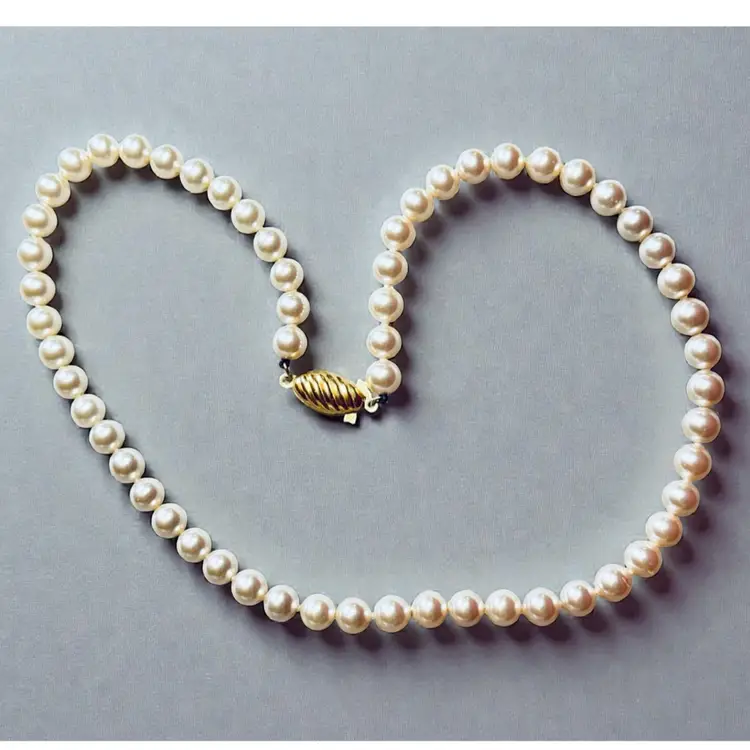 Classic Vintage Glass Faux Pearl Necklace-  Choker - Marvella - 16” Fishhook Clasp - Individually Knotted- Excellent Condition