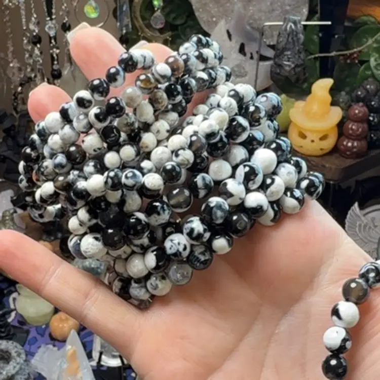 Orca Agate Bracelet 6 & 8mm