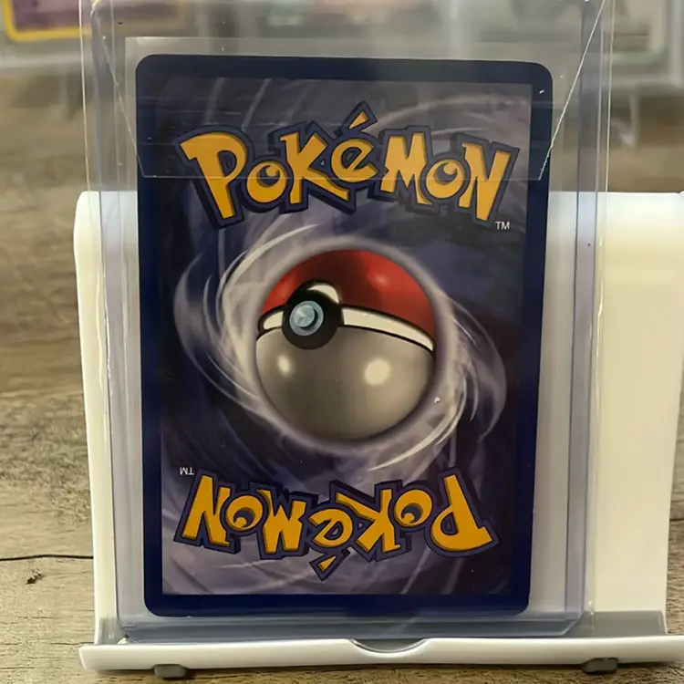 Trainer Poké Ball