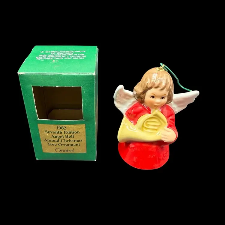 1982 Seventh Ed. Goebel Annual Christmas Bell Ornament / Boxed Red Angel
