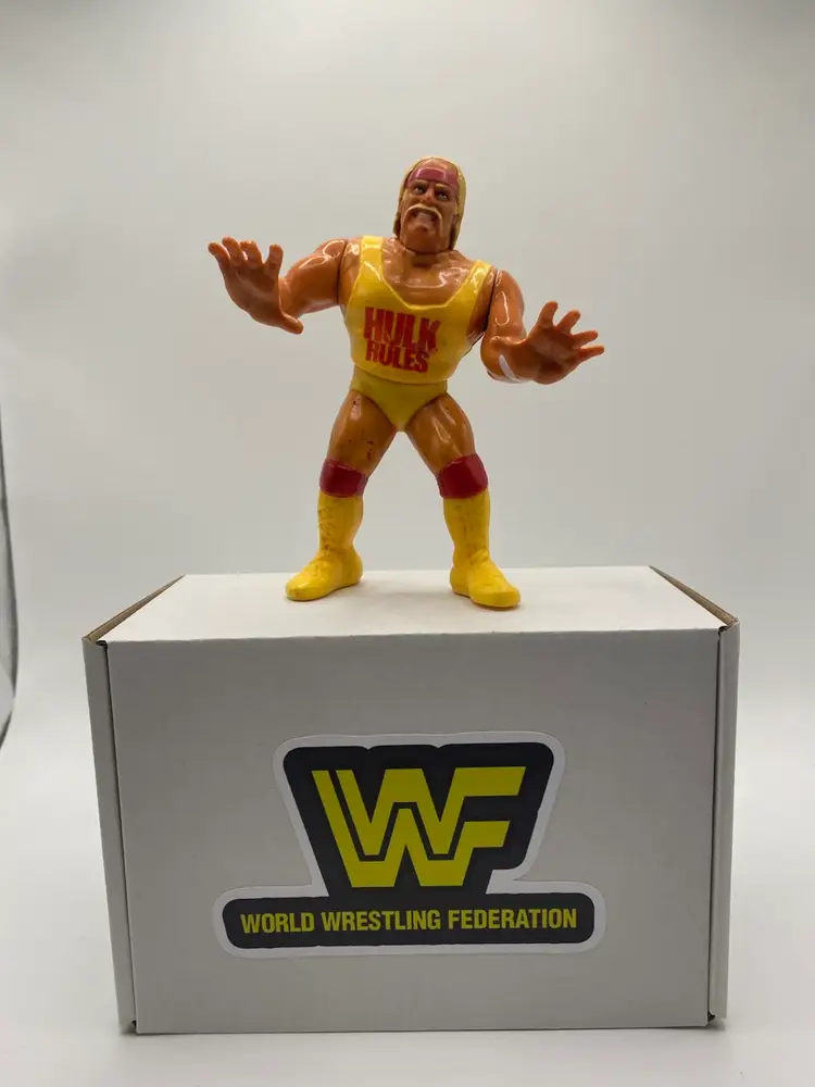 WWF Hulk Hogan Hasbro Wrestling Figure WWE 1990 Series 1