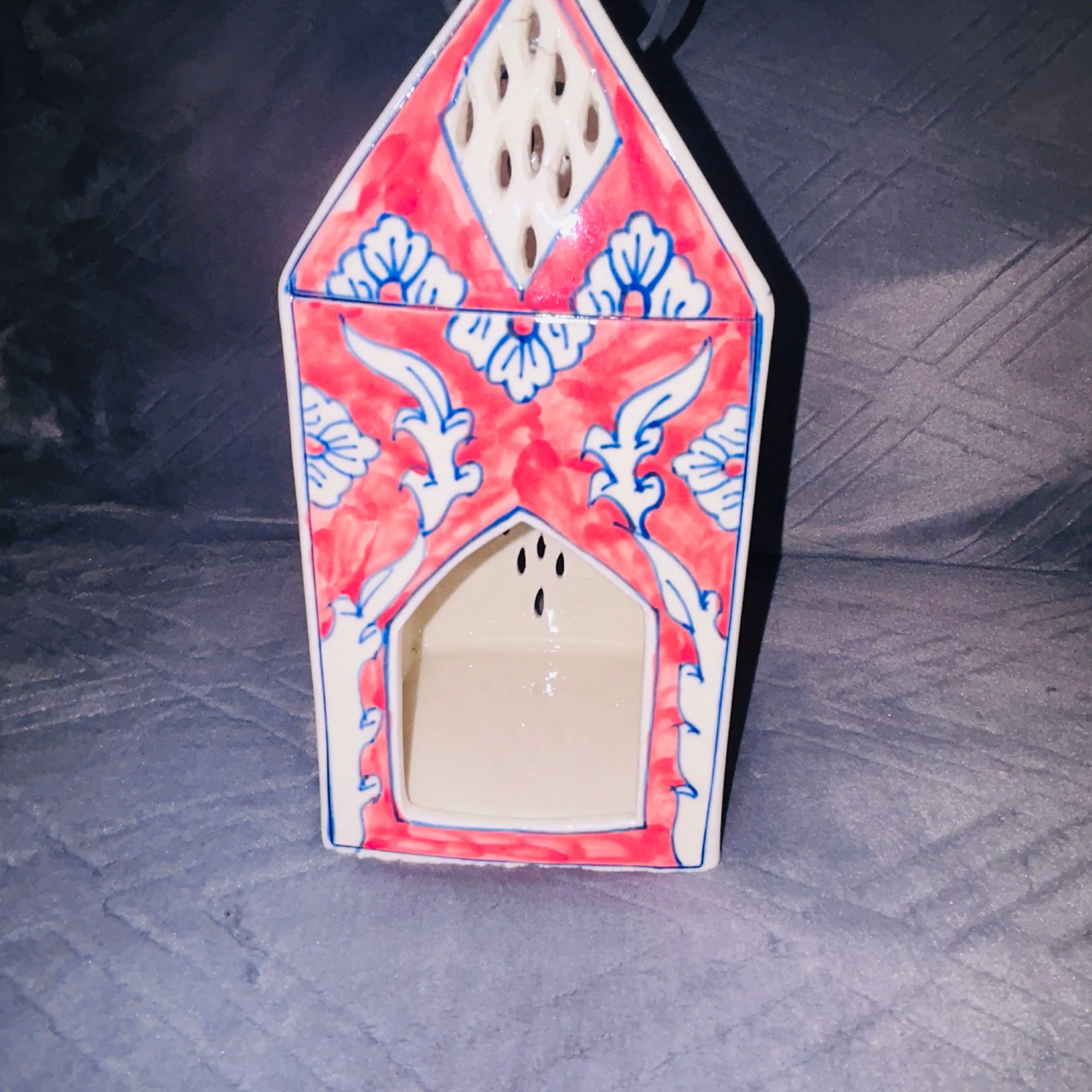 Image 3 of 7