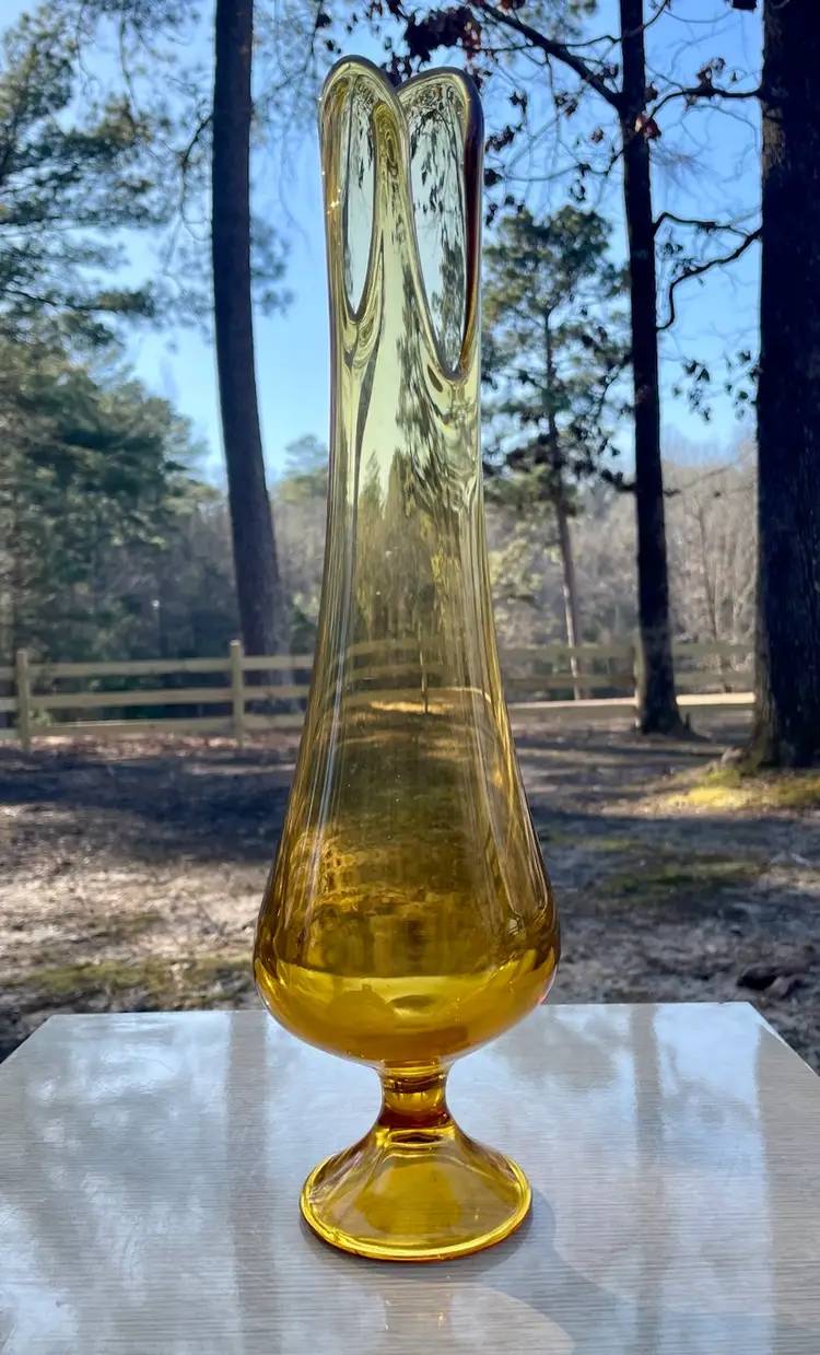 LE Smith Glass Amber Simplicity 16.25” Footed Swung Vase - Smoothie - Vintage