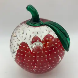 Joe St Clair Controlled Infinity Bubbles Apple Paperweight! UV Reactive Interior! Approximately 4 1/2” Tall 3 1/2” Wide!