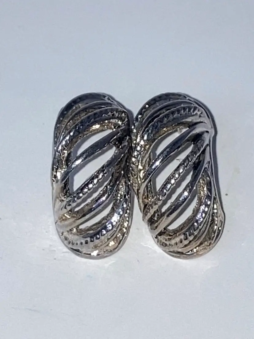 Oscar De La Renta Postback Half Hoop Earrings! 1” Silver Plated! No Backs!