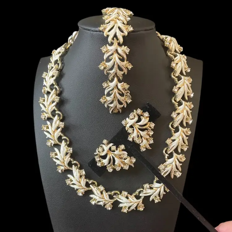 Vintage coral necklace bracelet, and earring set