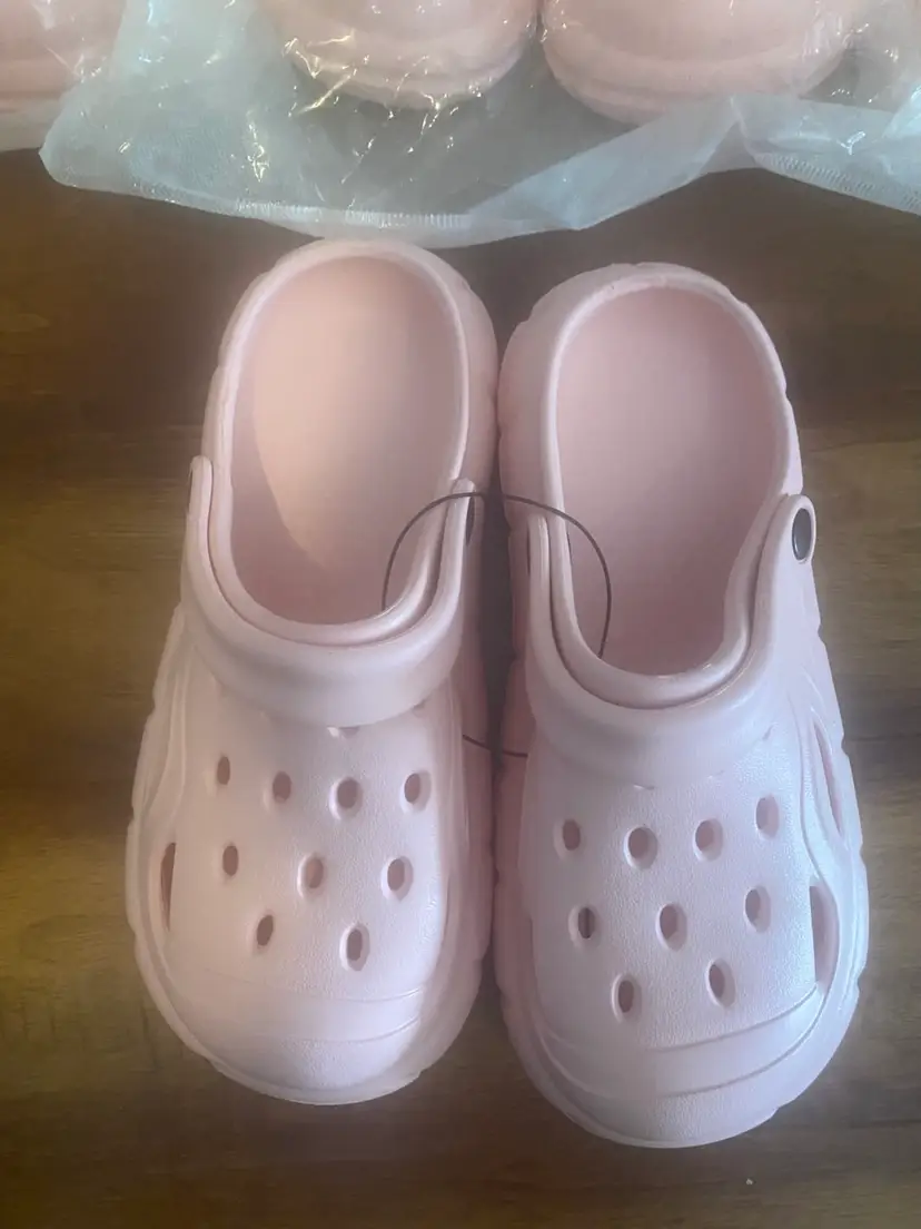 Women’s Pink Clogs Size 39/40 (US 9) New