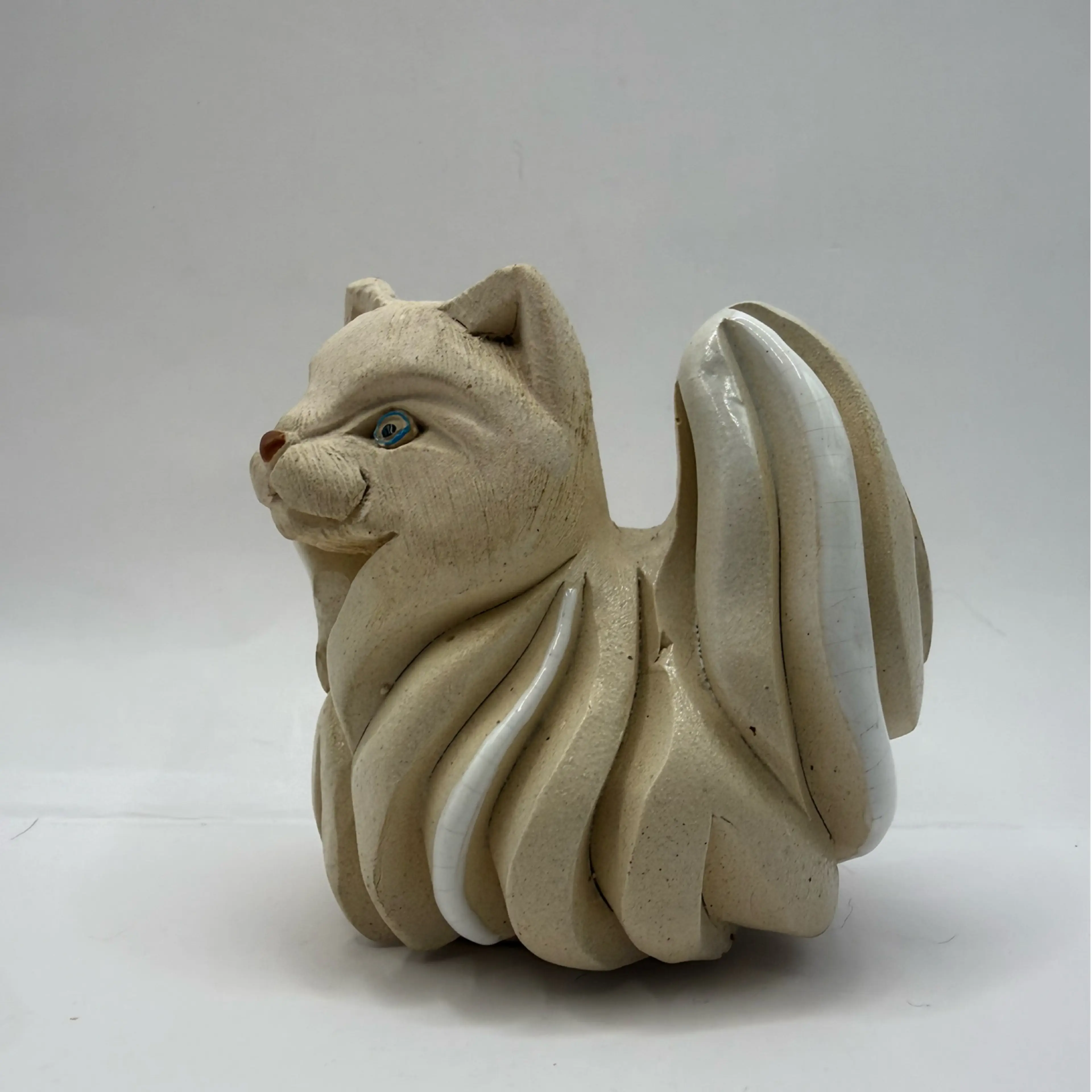 Image 2 of 7