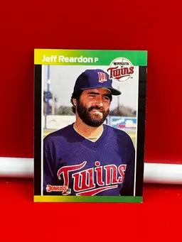 1989 Donruss Collector Baseball Trading Card Twins Jeff Reardon #155