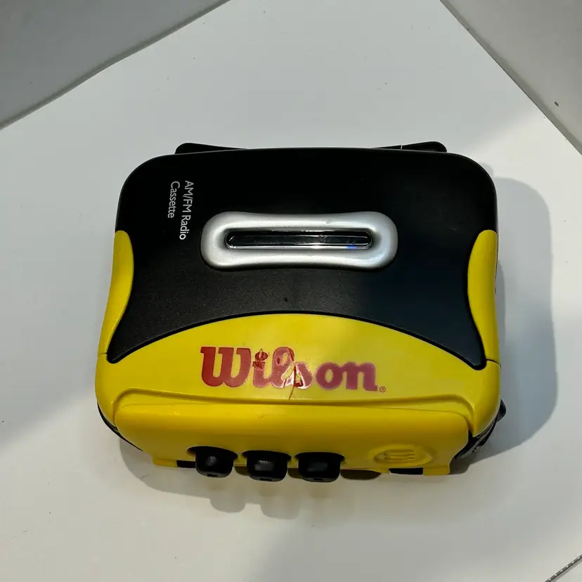 Wilson AM/FM Stereo Radio Sports Cassette Player - Model WW1Y Yellow Working