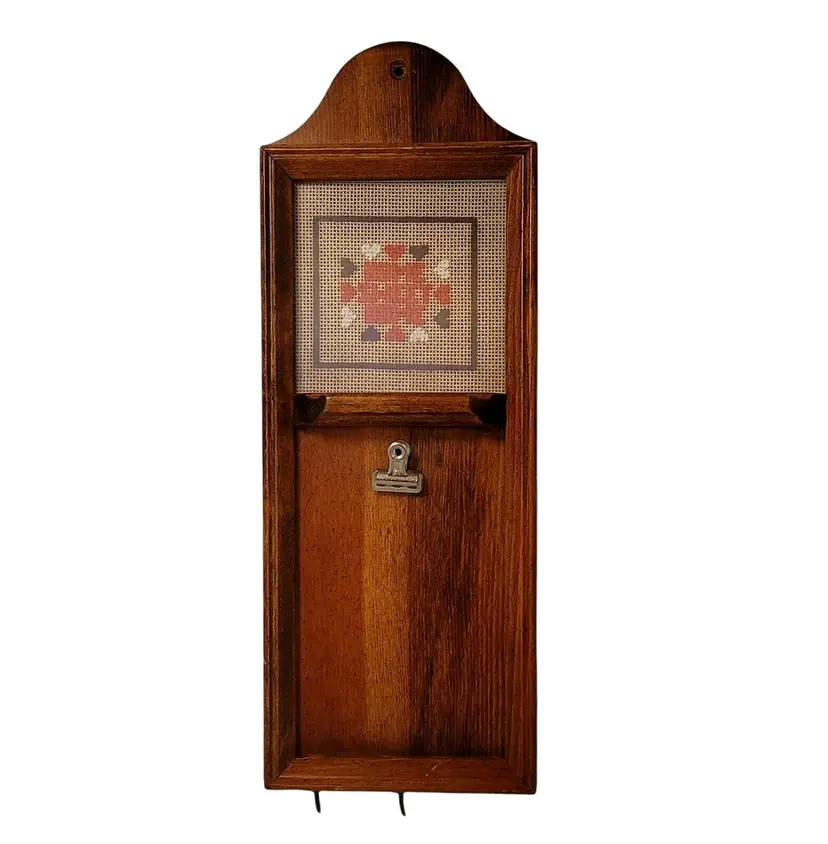 VINTAGE Three Mountaineers Asheville NC Tile Wall Organizer Hook Key Holder RARE