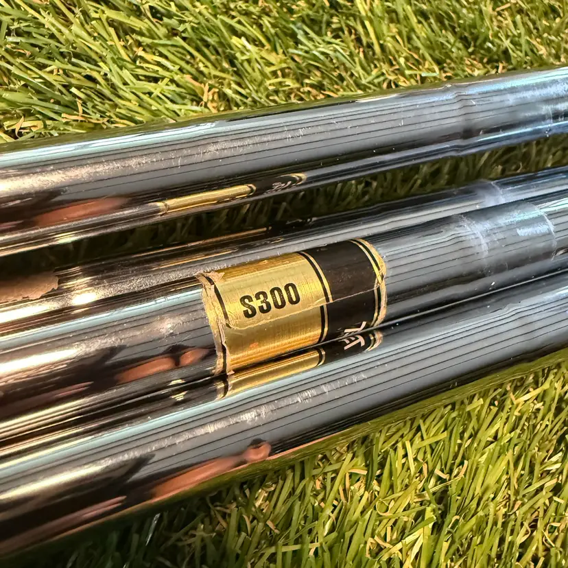 Dynamic Gold S300 5-PW Steel Iron Shafts
