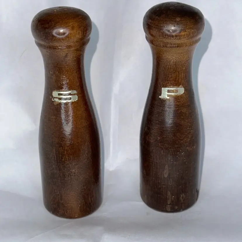 Vintage Wood Salt & Pepper Set