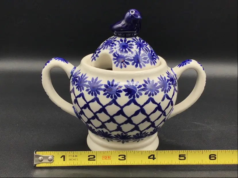 1002-Boleslawiec Polish Pottery Sugar With Lid