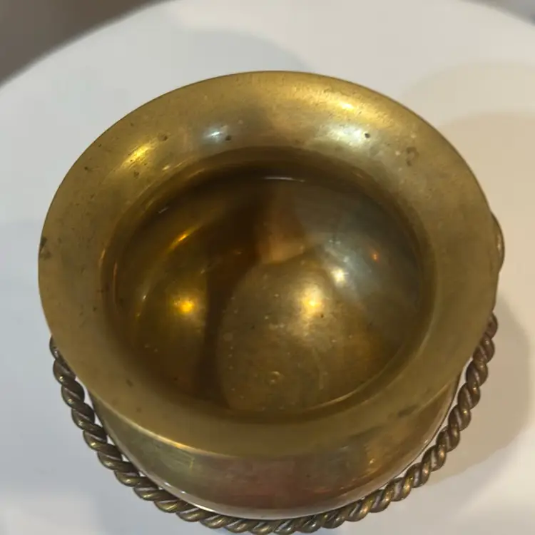 Brass Cauldron With Handle