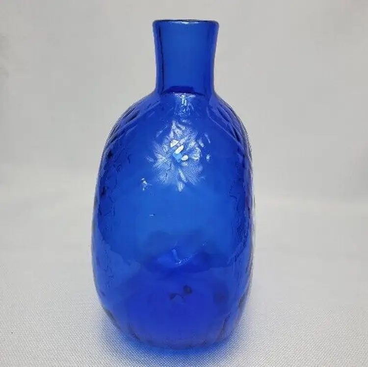 MMA Metropolitan Museum Of Art Glass Flask Ribbed Vintage