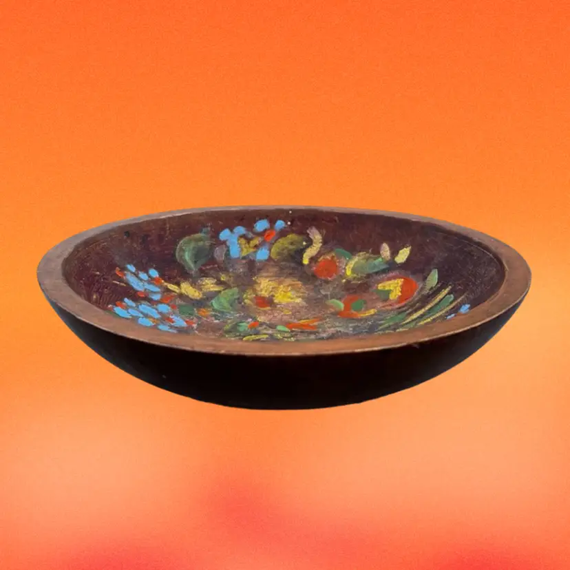 Vintage Munising Hand Painted Dough Bowl