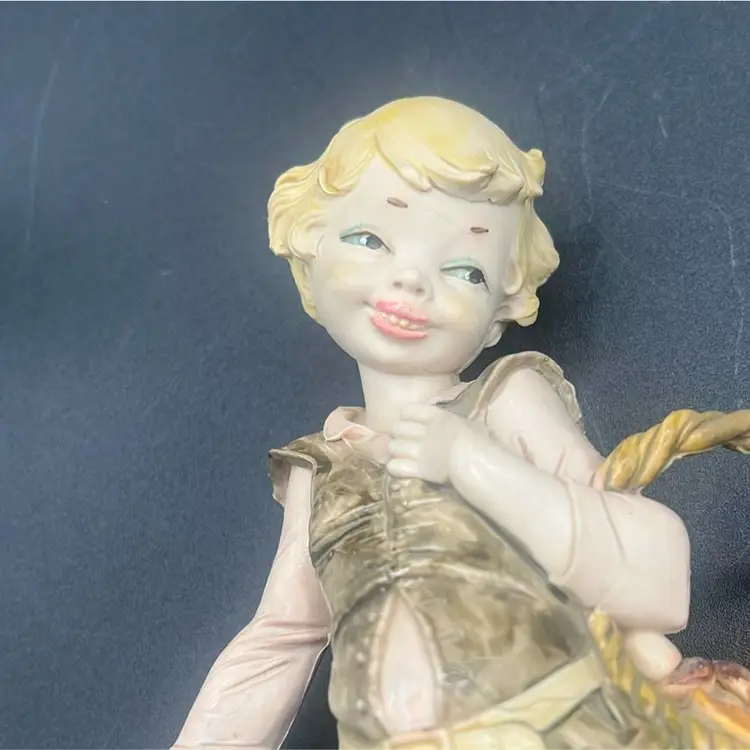 Capo di Monte Naples Italy Figurine Girl w/Umbrella Hand Painted SIGNED