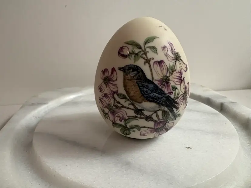 Blue Bird And Florals Egg