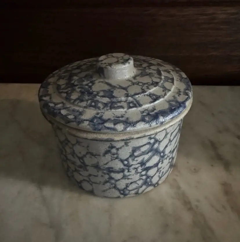 RRP Co Roseville, OH Crock Pottery Blue Spongeware 3" Diameter With Lid