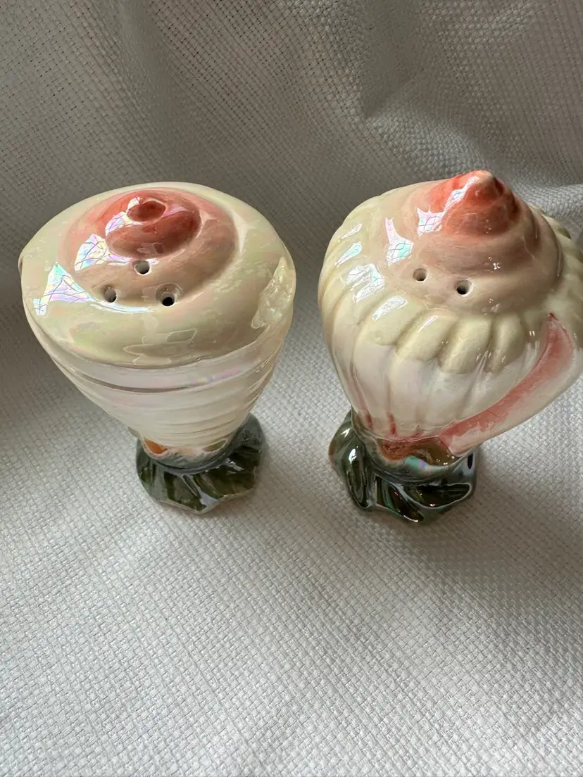 Vintage Pair of Ceramic Fitz & Floyd Sea Shell Salt and Pepper Shakers, Oceana, Made in Japan, Beach House Decor, Nautical Ocean