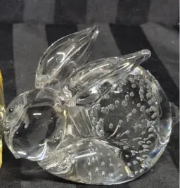 Vintage Art Glass Paperweight Bunny with Controlled Bubbles 2.5" Tall