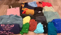 Whatnot Women’s Athletic Wholesale Box - Lulu, FP Movement, Halara, Beyond Yoga, Etc