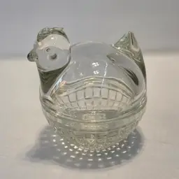 vintage Anchor Hocking clear glass hen on nest