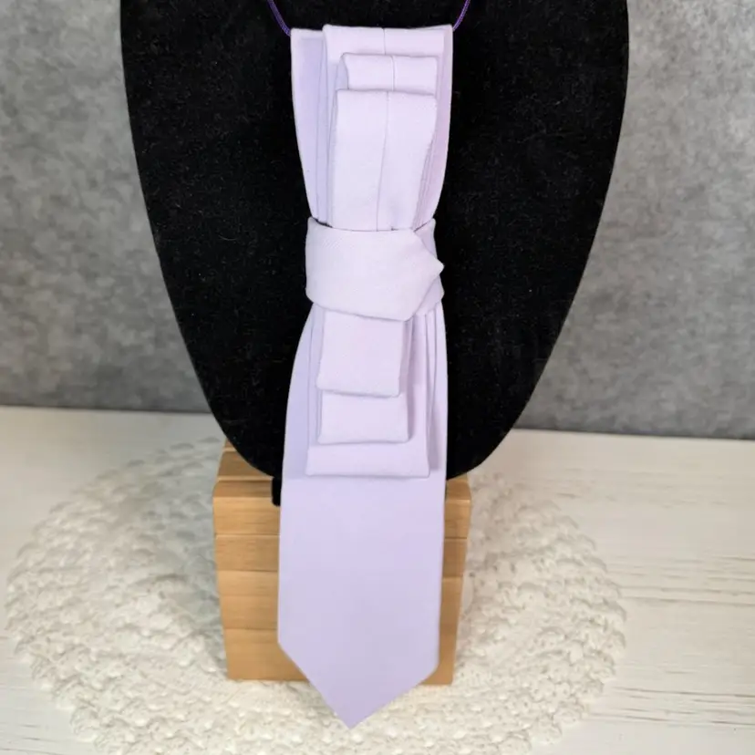 Upcycled Vintage Tie Necklace – One-of-a-Kind Statement Piece