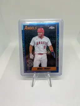 Mike Trout - Los Angeles Angels - 1990 Chrome Silver Pack