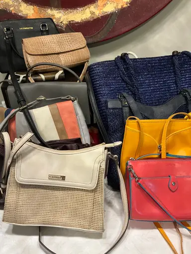 Annesyesteryear Let’s Do Purses, Clothing And More Popup