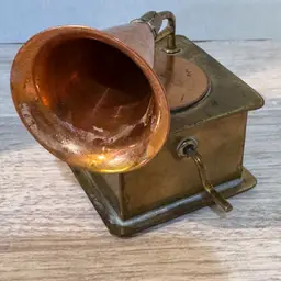 Vintage Miniature Copper And Brass Gramophone 2.5”
