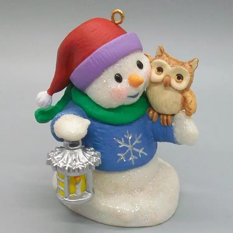 Hallmark Keepsake Ornament Collector Series 2005 Snow Buddies Owl in Box #8 in Series