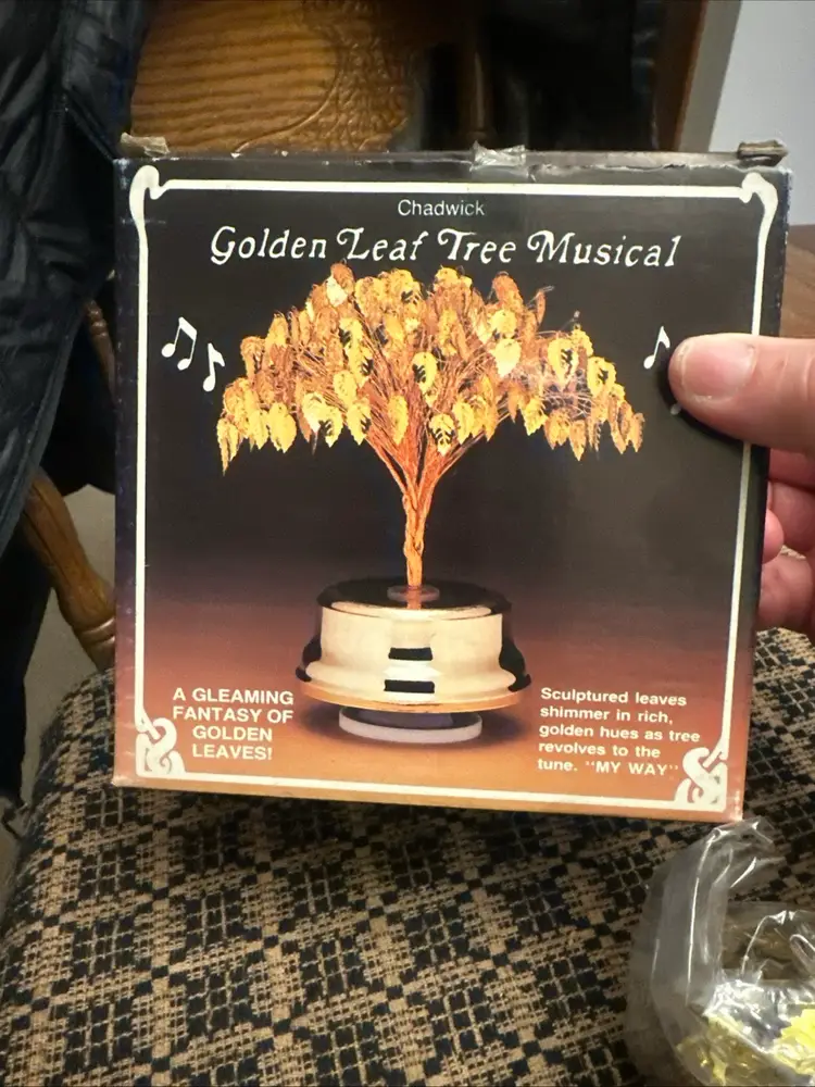 MCM Golden Leaf  Twisted Wire DREAM TREE Music Box  "I Did It  My Way" VTG NIB