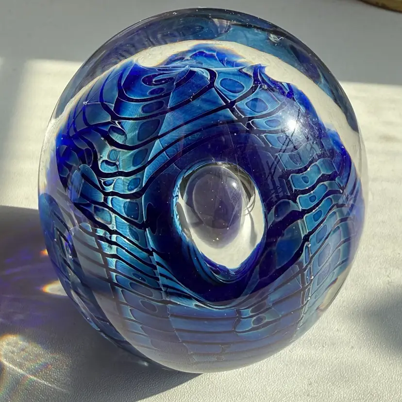Robert Eickholt “Repitle Series” Dichroic Oval Shaped Paperweight 2.5”