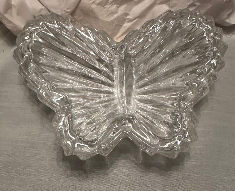 Butterfly Shaped Crystal Trinket / Jewelry Box With Lid Clear Glass