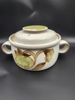 Vintage 1970s Denby ‘Troubador’ Lidded Casserole Dish Hand Painted Green Floral
